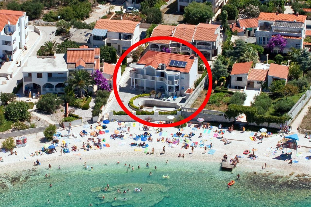 Family Friendly Apartments With A Swimming Pool Rogoznica - 7557 Luaran gambar
