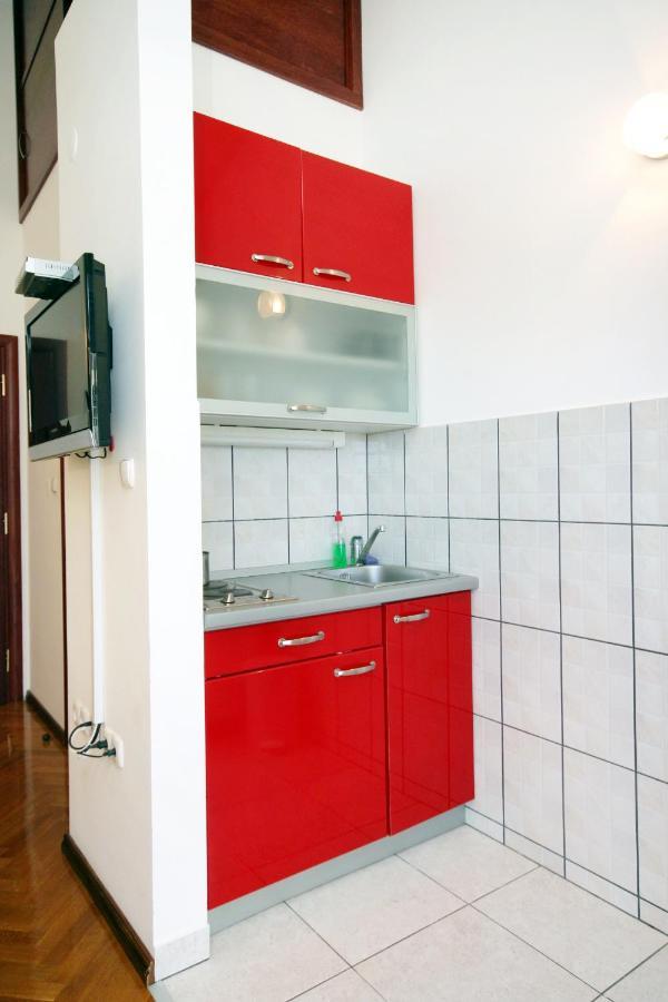 Family Friendly Apartments With A Swimming Pool Rogoznica - 7557 Luaran gambar