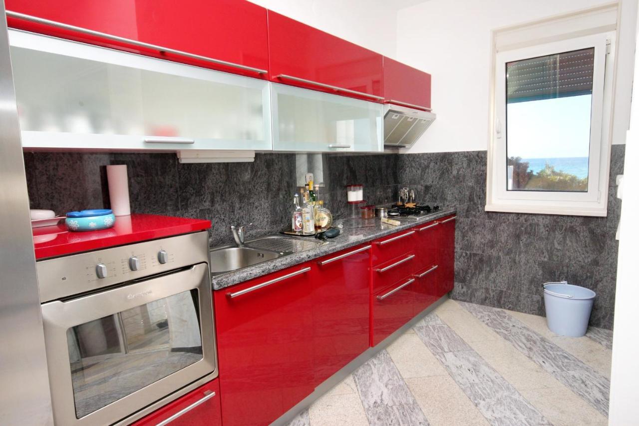 Family Friendly Apartments With A Swimming Pool Rogoznica - 7557 Luaran gambar