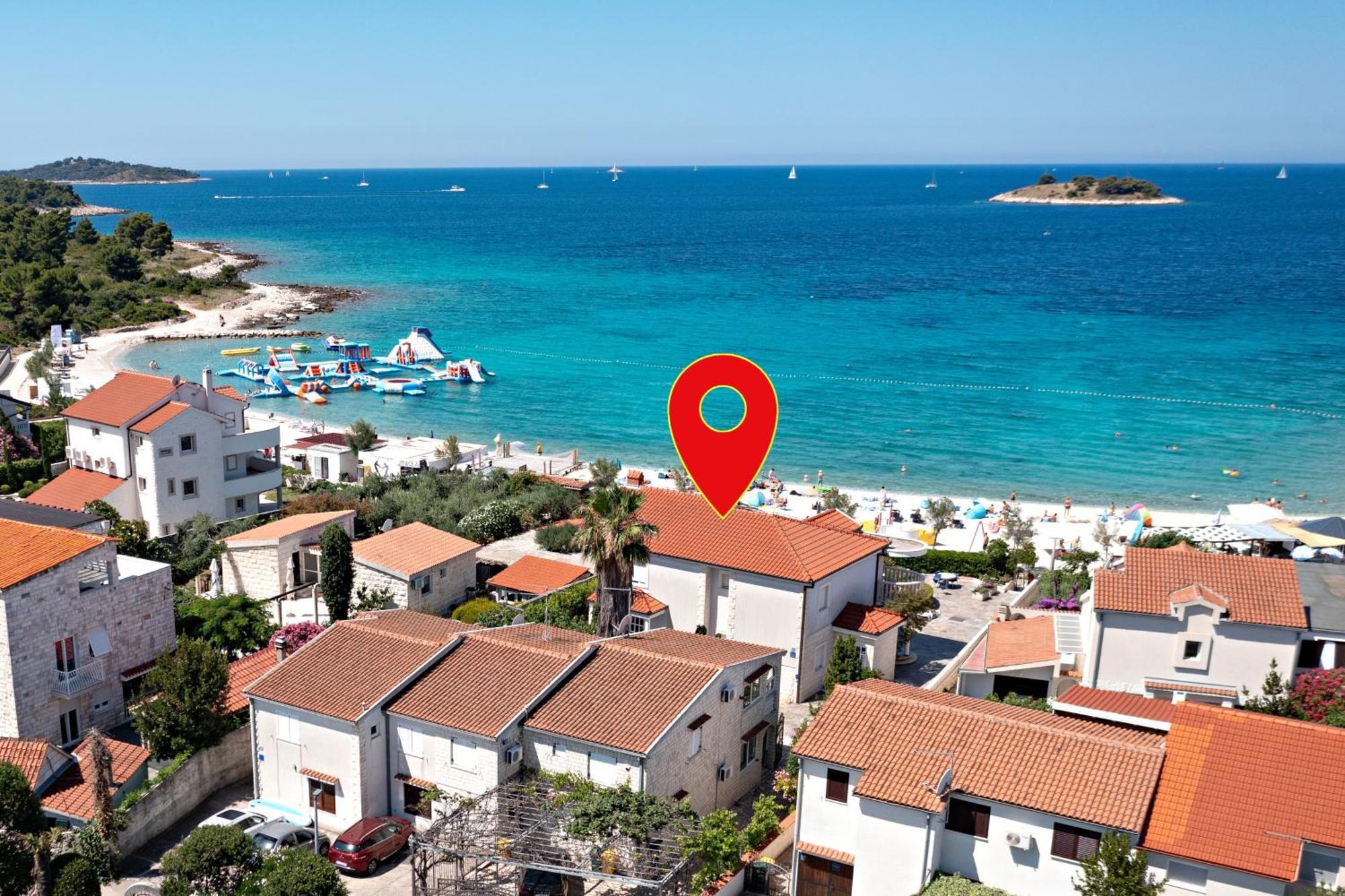 Family Friendly Apartments With A Swimming Pool Rogoznica - 7557 Luaran gambar